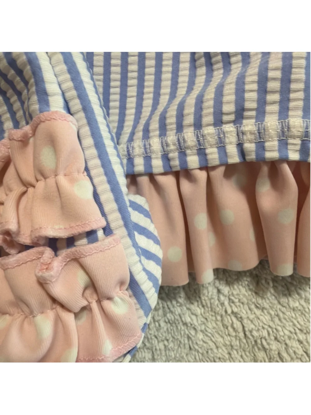 Girls RuffleButts Rashguard Seersucker Swim Set Size 5 Long Sleeve Top Bottoms